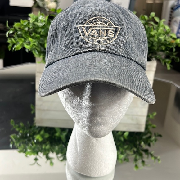 Vans classic style blue denim hat - Picture 5 of 11
